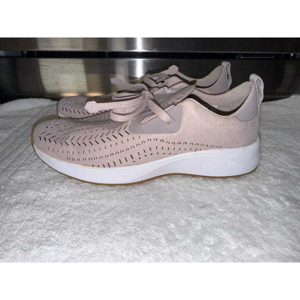 Native Pink Apollo Perforated Sneakers Women's Size 7 EUC - Picture 2 of 9